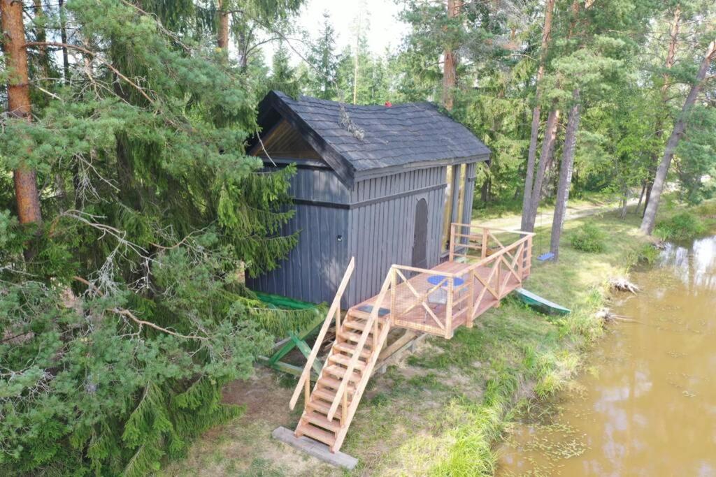 Dragon House In The Tree! Jacuzzi, Sauna ,Cinema,Heated Lici  エクステリア 写真
