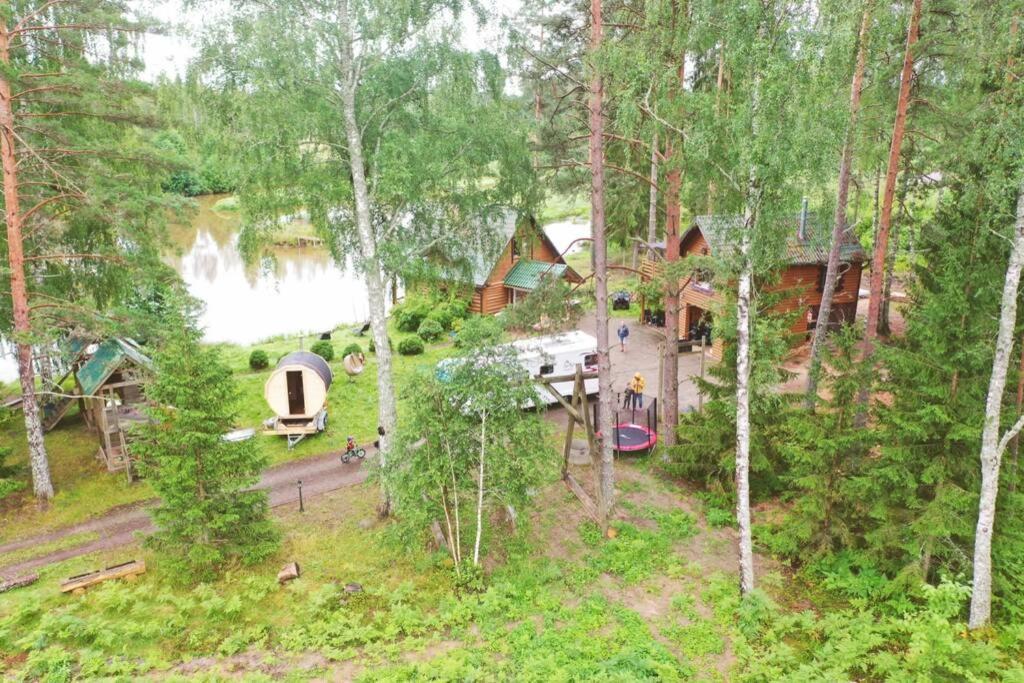 Dragon House In The Tree! Jacuzzi, Sauna ,Cinema,Heated Lici  エクステリア 写真