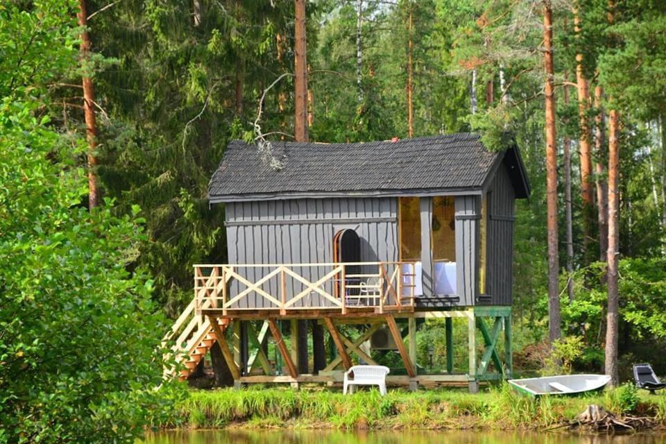 Dragon House In The Tree! Jacuzzi, Sauna ,Cinema,Heated Lici  エクステリア 写真