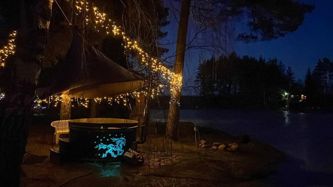 Dragon House In The Tree! Jacuzzi, Sauna ,Cinema,Heated Lici  エクステリア 写真